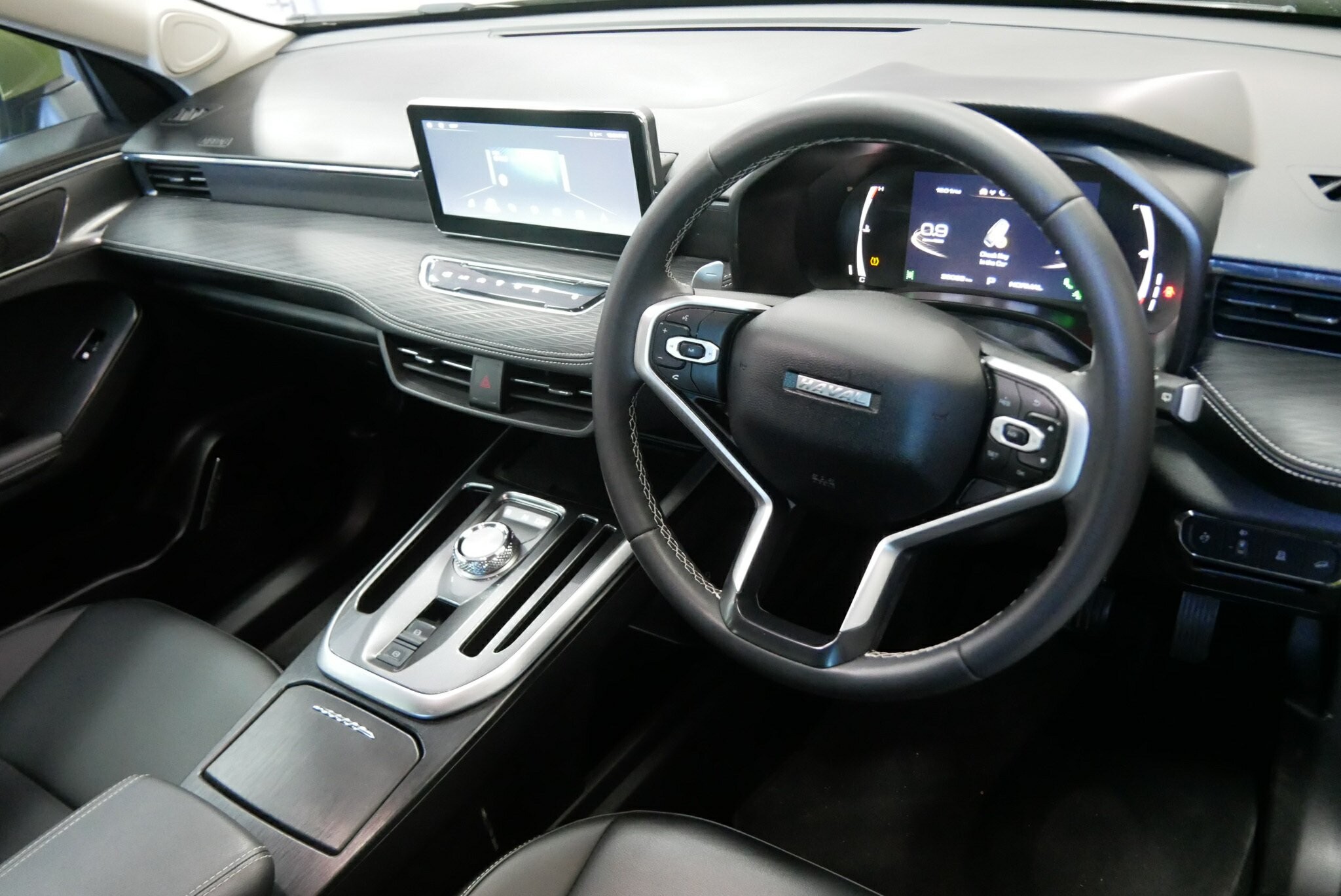 Gwm Haval Jolion image 4