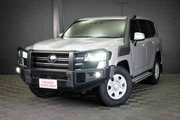 https://vehicle-cdn.autoleague.cloud/30640_U111437_3.jpg