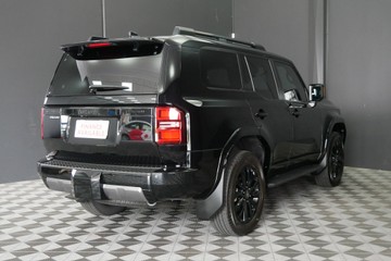 https://vehicle-cdn.autoleague.cloud/30640_U111438_4.jpg