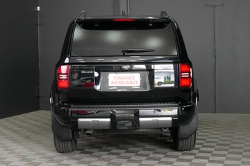 https://vehicle-cdn.autoleague.cloud/30640_U111438_5.jpg