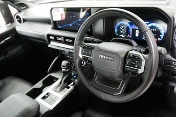 https://vehicle-cdn.autoleague.cloud/30640_U111438_8.jpg