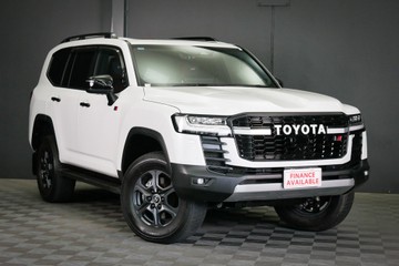 https://vehicle-cdn.autoleague.cloud/30640_U111448_1.jpg