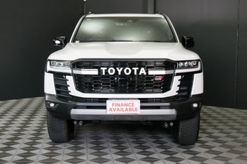 https://vehicle-cdn.autoleague.cloud/30640_U111448_2.jpg