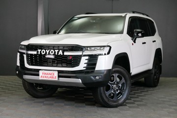 https://vehicle-cdn.autoleague.cloud/30640_U111448_3.jpg
