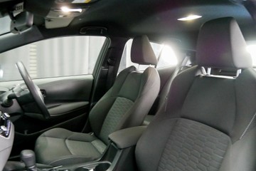 https://vehicle-cdn.autoleague.cloud/30640_U111452_16.jpg