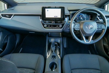 https://vehicle-cdn.autoleague.cloud/30640_U111452_18.jpg