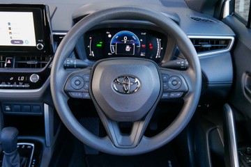 https://vehicle-cdn.autoleague.cloud/30640_U111460_10.jpg