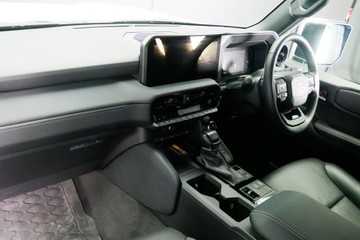 https://vehicle-cdn.autoleague.cloud/30640_U111465_19.jpg