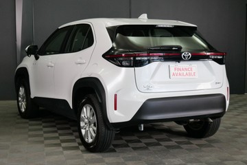 https://vehicle-cdn.autoleague.cloud/30640_U111471_6.jpg