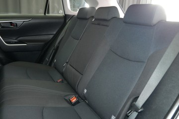 https://vehicle-cdn.autoleague.cloud/30640_U111474_24.jpg