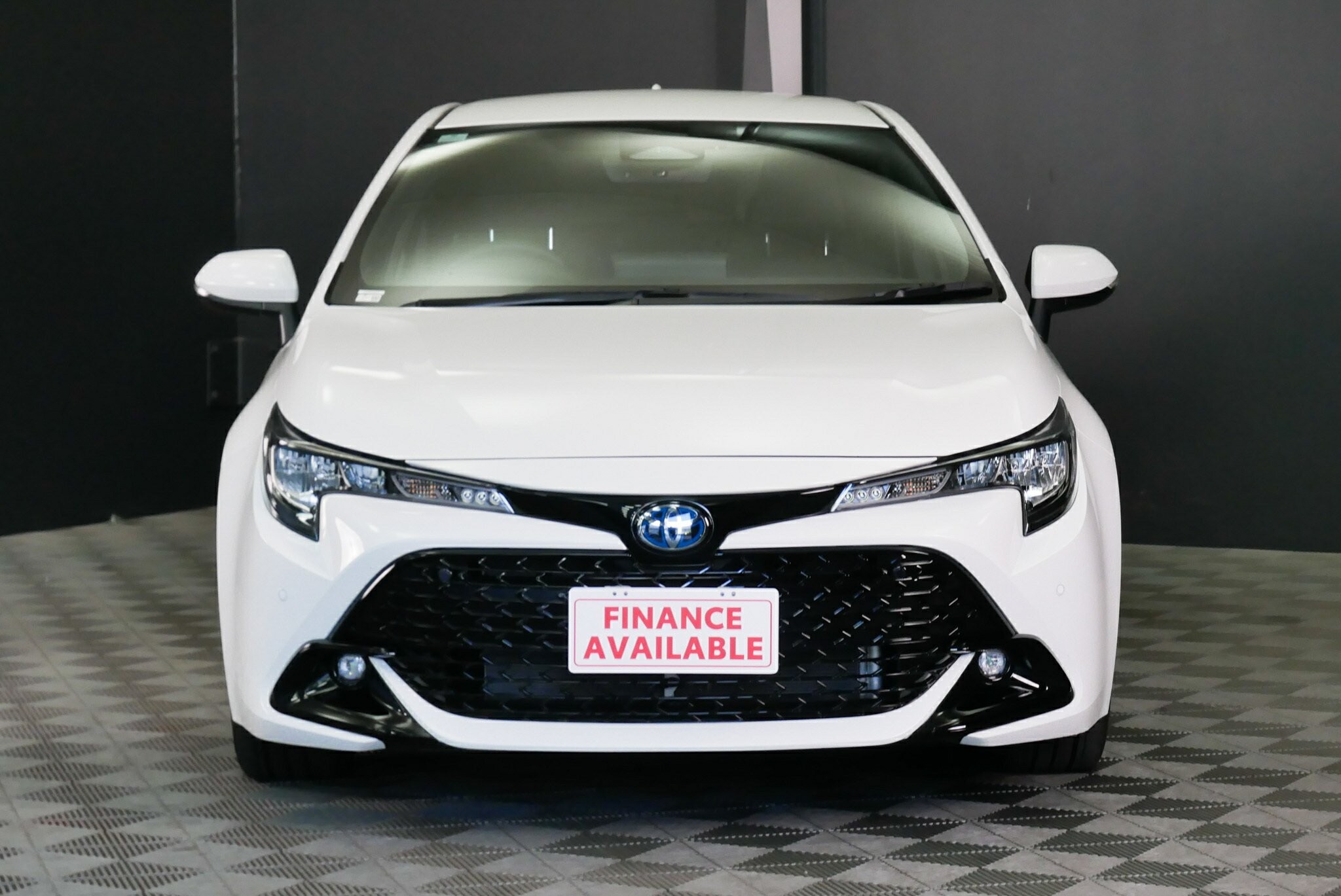 Toyota Corolla image 2