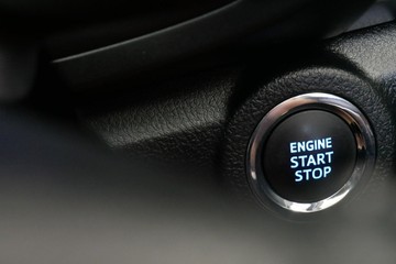 https://vehicle-cdn.autoleague.cloud/30640_U111478_12.jpg