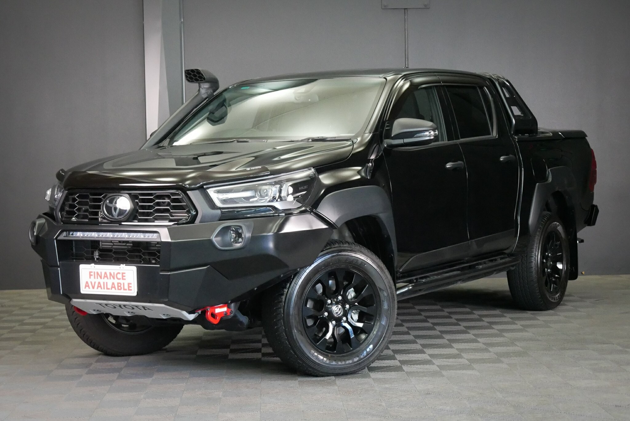 Toyota Hilux image 3