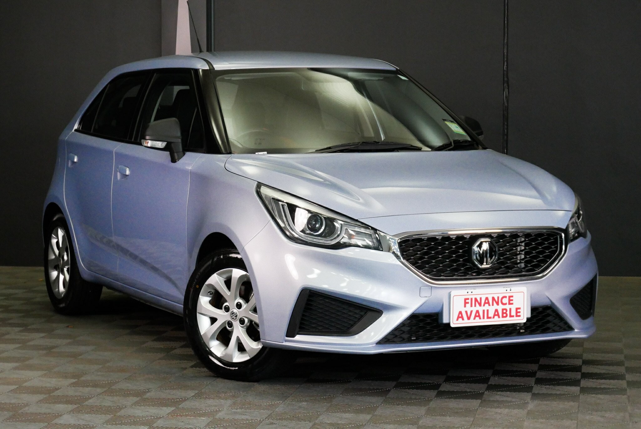 MG Mg3 image 1