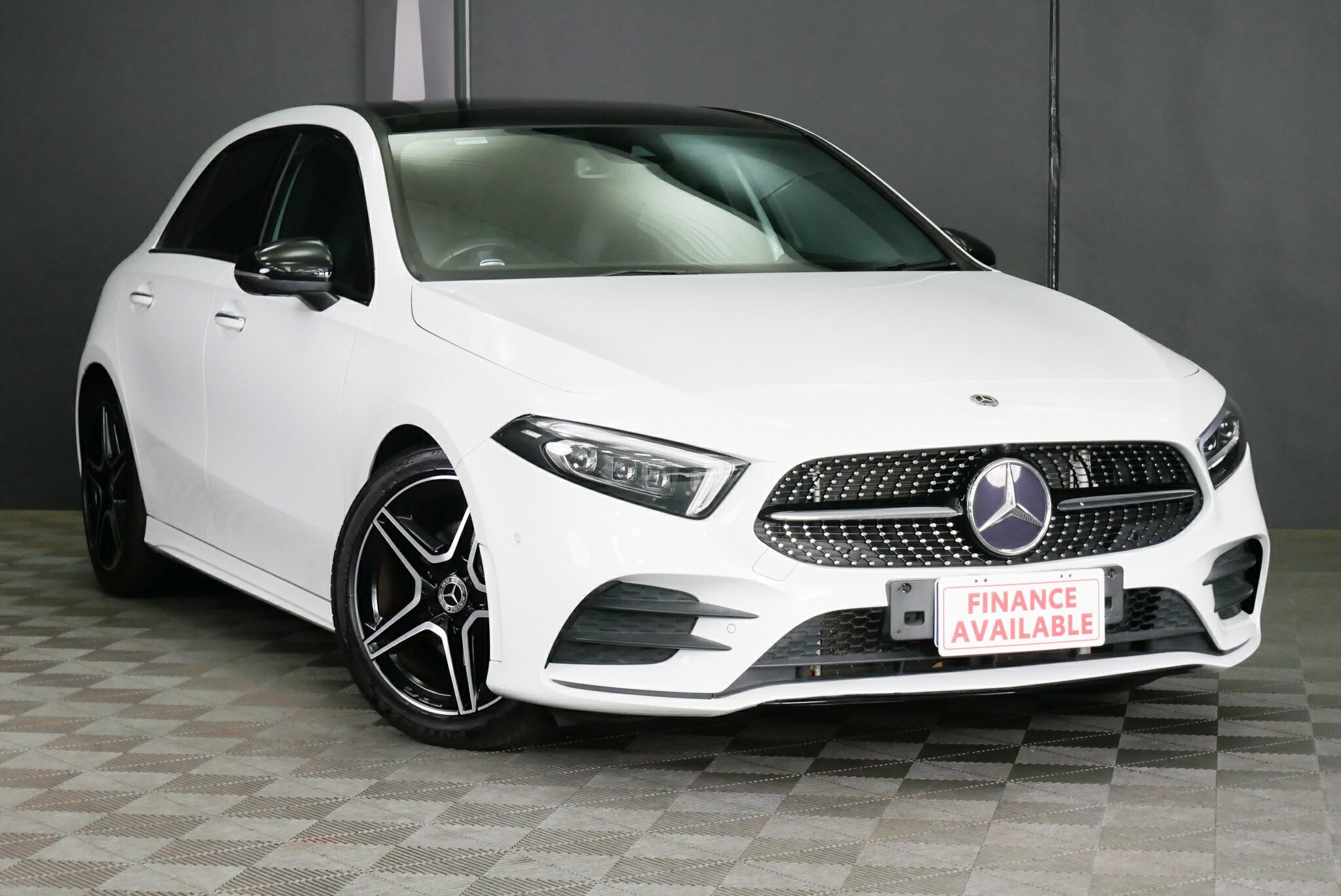 Mercedes Benz A-class image 1