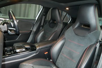 https://vehicle-cdn.autoleague.cloud/30640_U111497_21.jpg