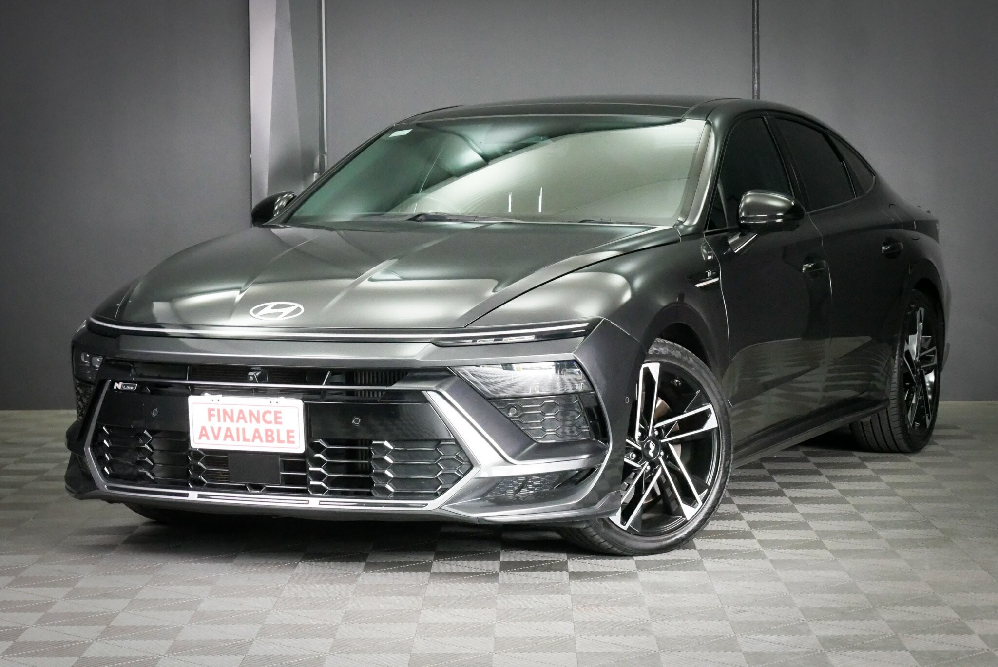 Hyundai Sonata image 3