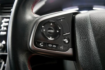 https://vehicle-cdn.autoleague.cloud/30640_U111512_14.jpg