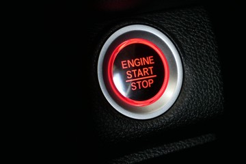 https://vehicle-cdn.autoleague.cloud/30640_U111512_17.jpg