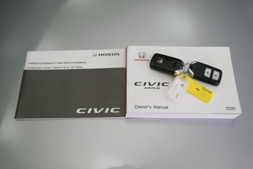 https://vehicle-cdn.autoleague.cloud/30640_U111512_23.jpg