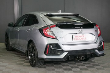 https://vehicle-cdn.autoleague.cloud/30640_U111512_6.jpg