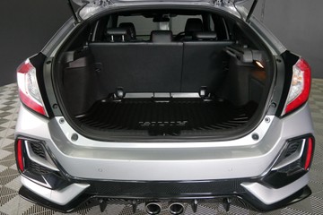 https://vehicle-cdn.autoleague.cloud/30640_U111512_7.jpg