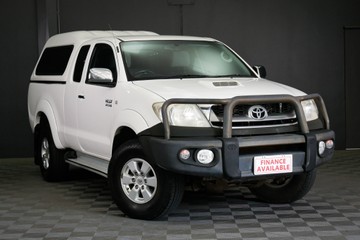 https://vehicle-cdn.autoleague.cloud/30640_U111517_1.jpg
