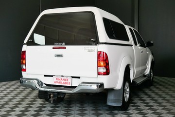 https://vehicle-cdn.autoleague.cloud/30640_U111517_4.jpg