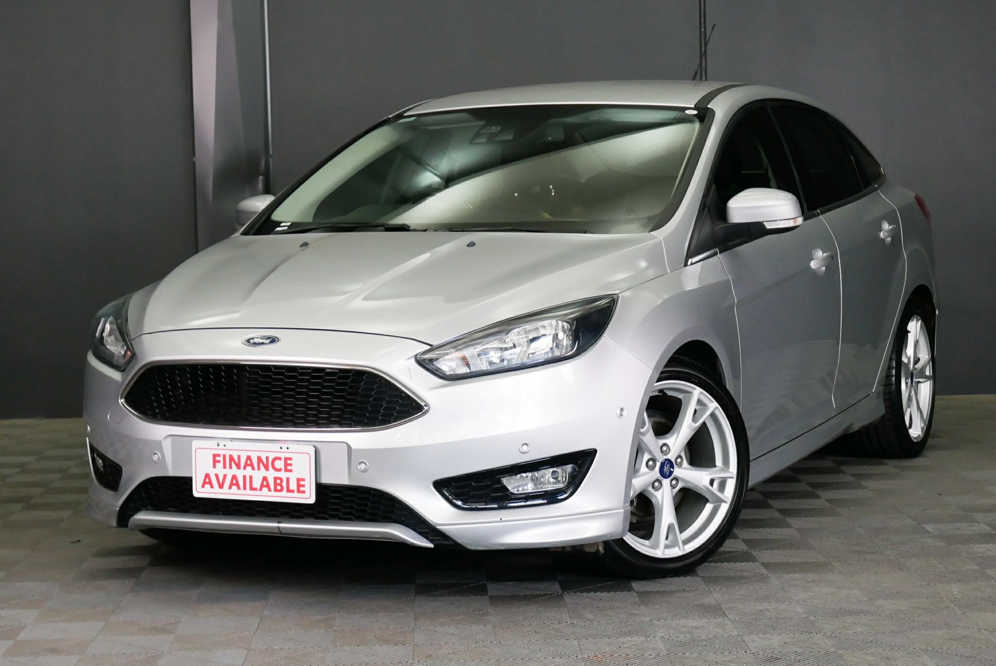 Ford Focus image 3