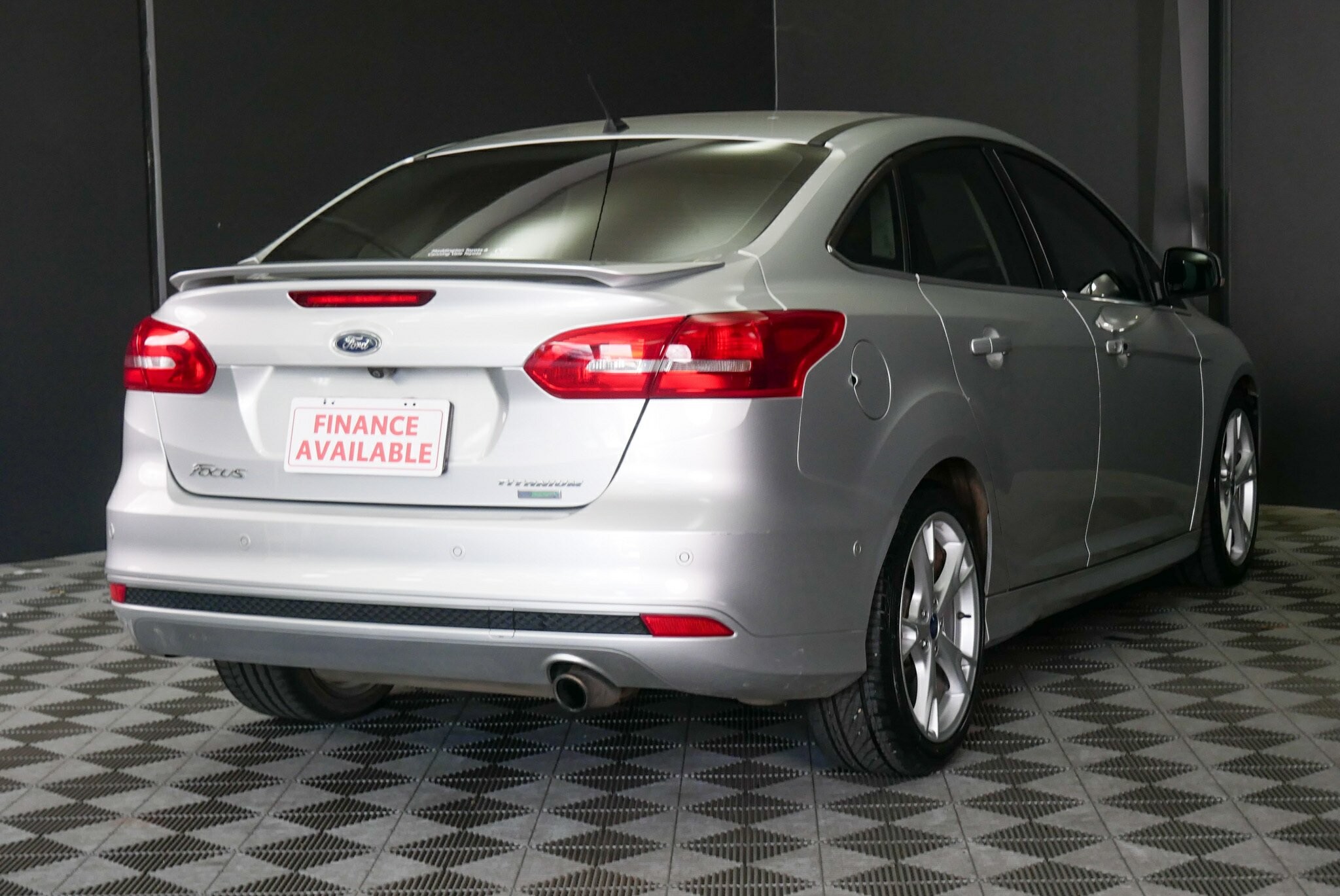 Ford Focus image 4