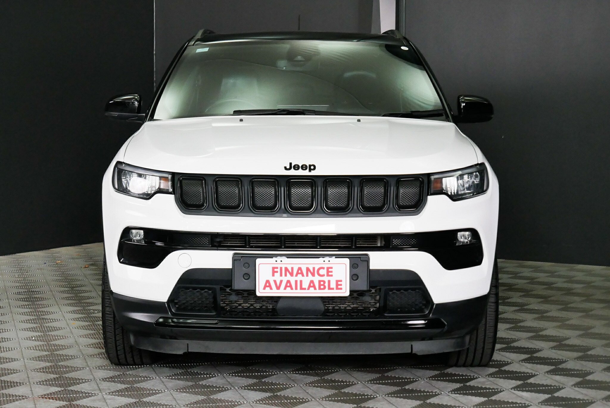 Jeep Compass image 2