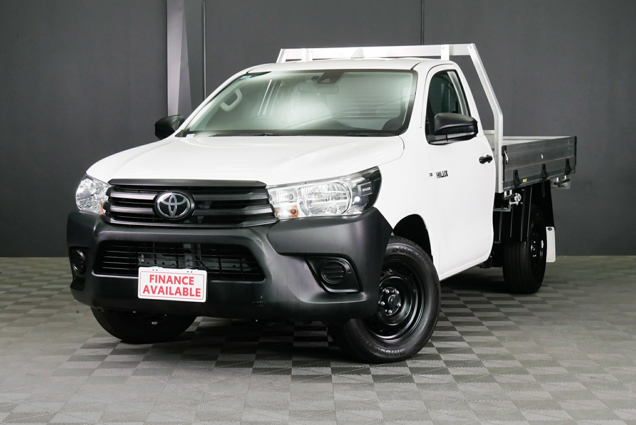 Toyota Hilux image 3