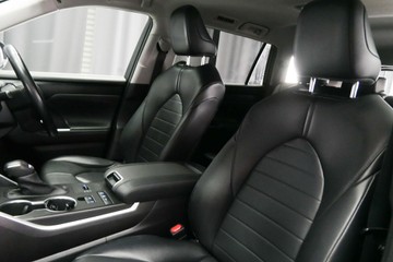 https://vehicle-cdn.autoleague.cloud/30640_U111734_21.jpg