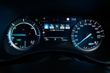 https://vehicle-cdn.autoleague.cloud/30640_U111734_9.jpg