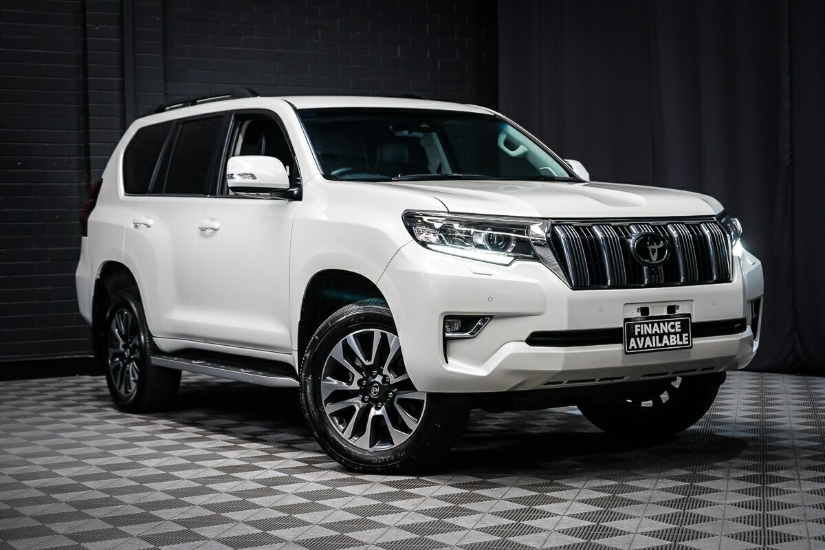Toyota Landcruiser Prado image 1