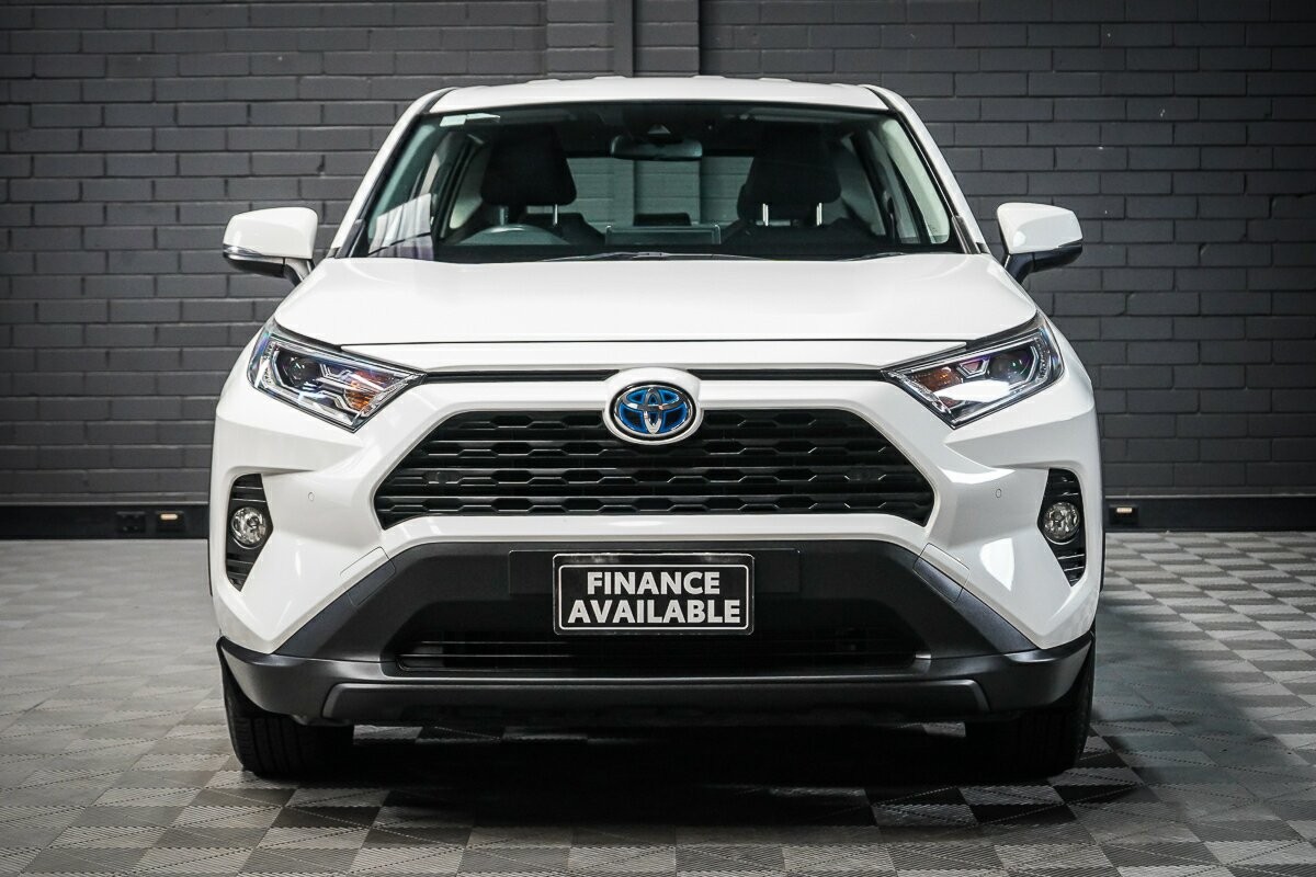 Toyota Rav4 image 3