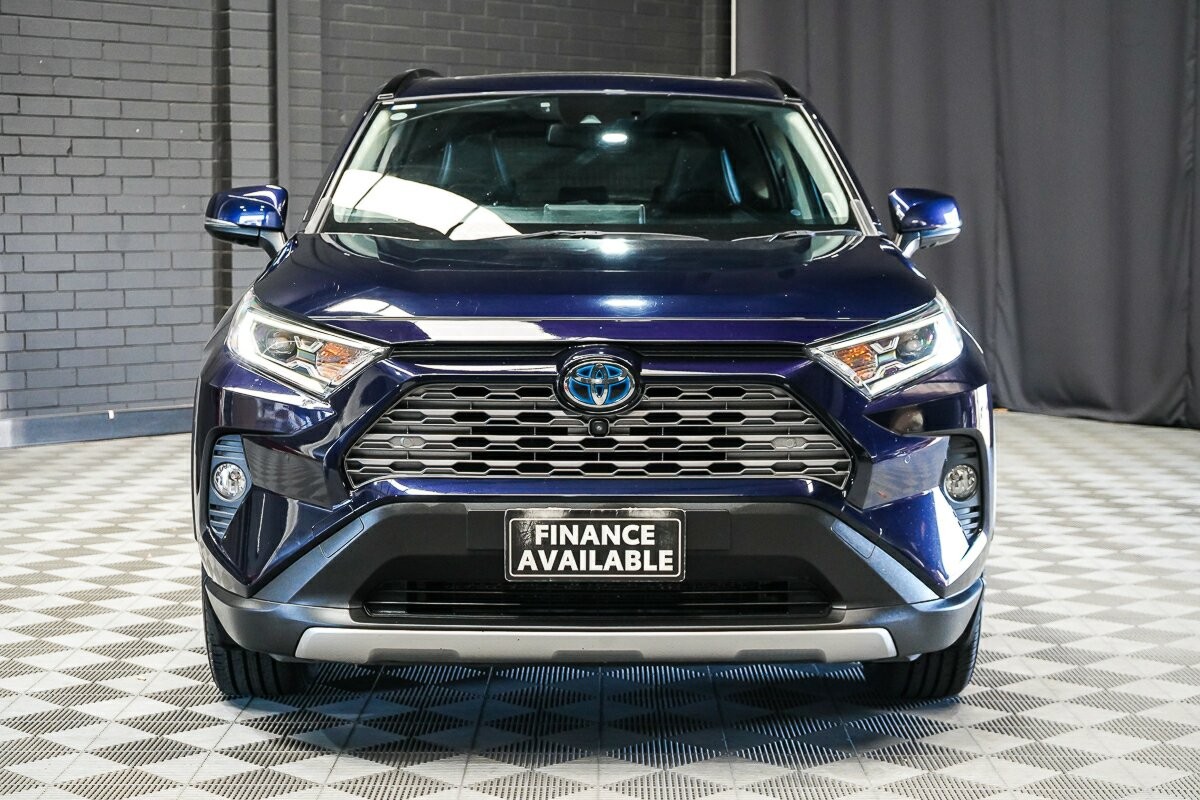 Toyota Rav4 image 3