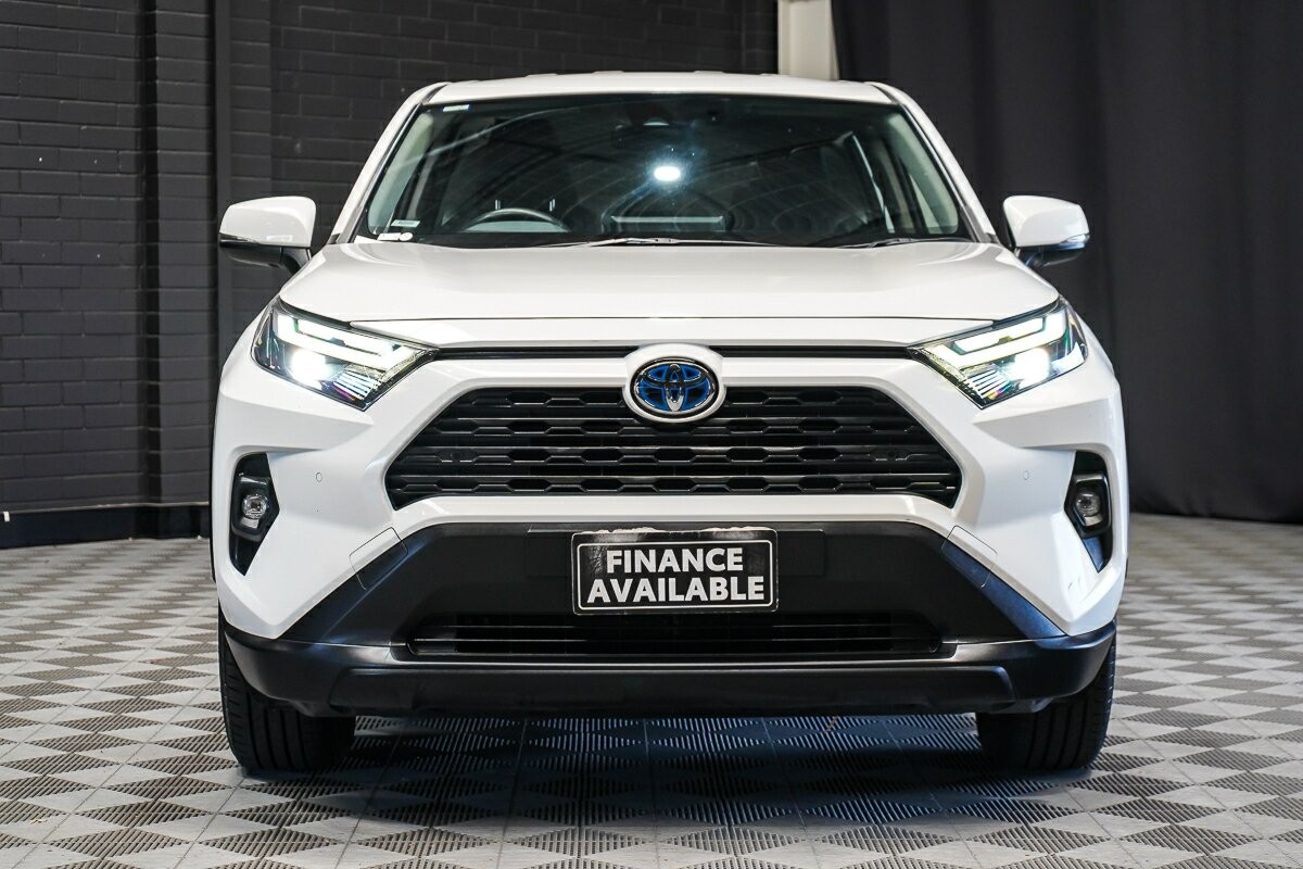 Toyota Rav4 image 3