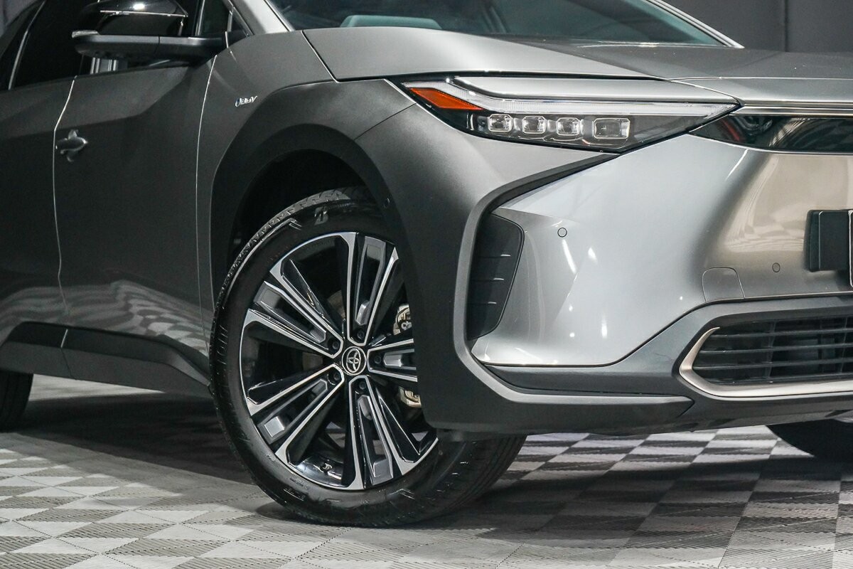 Toyota Bz4x image 2