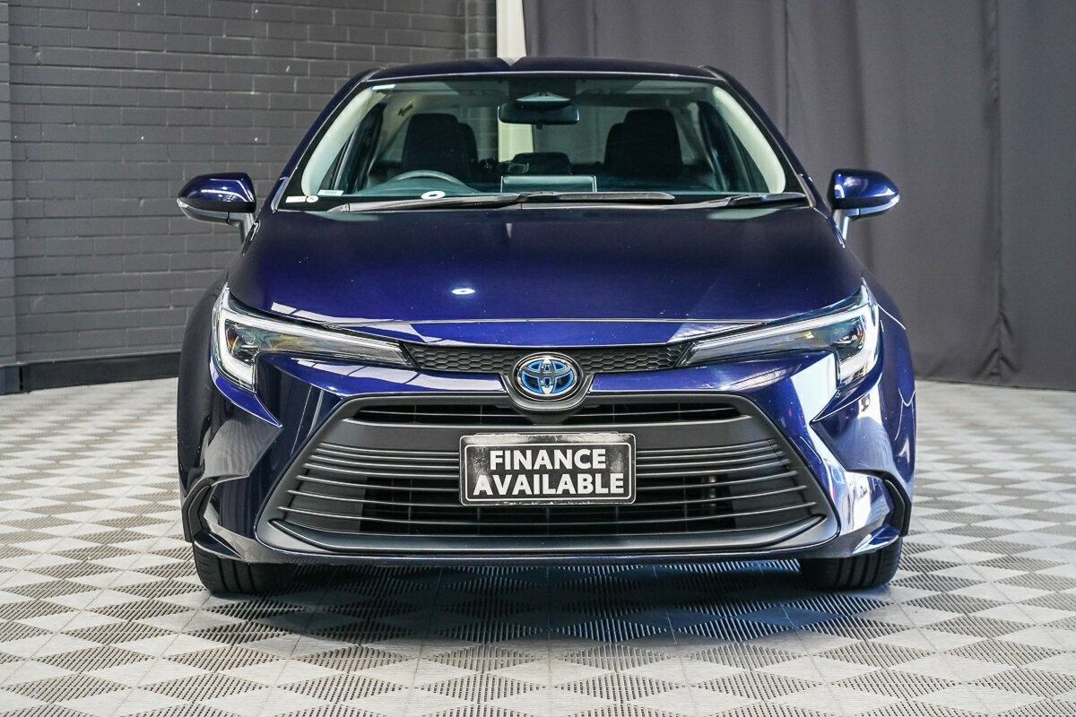 Toyota Corolla image 3