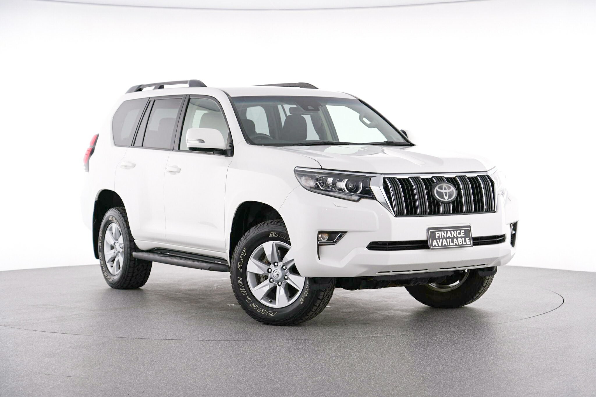 Toyota Landcruiser Prado image 1