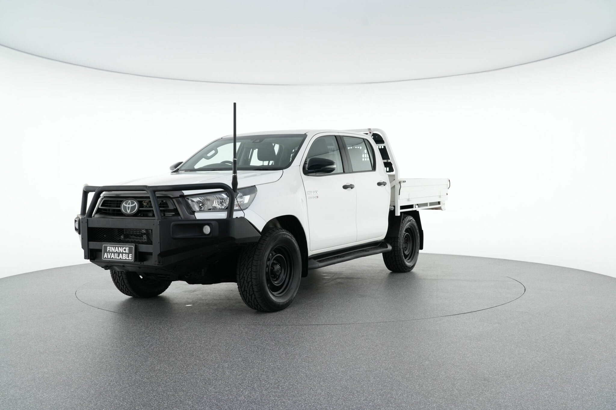 Toyota Hilux image 4