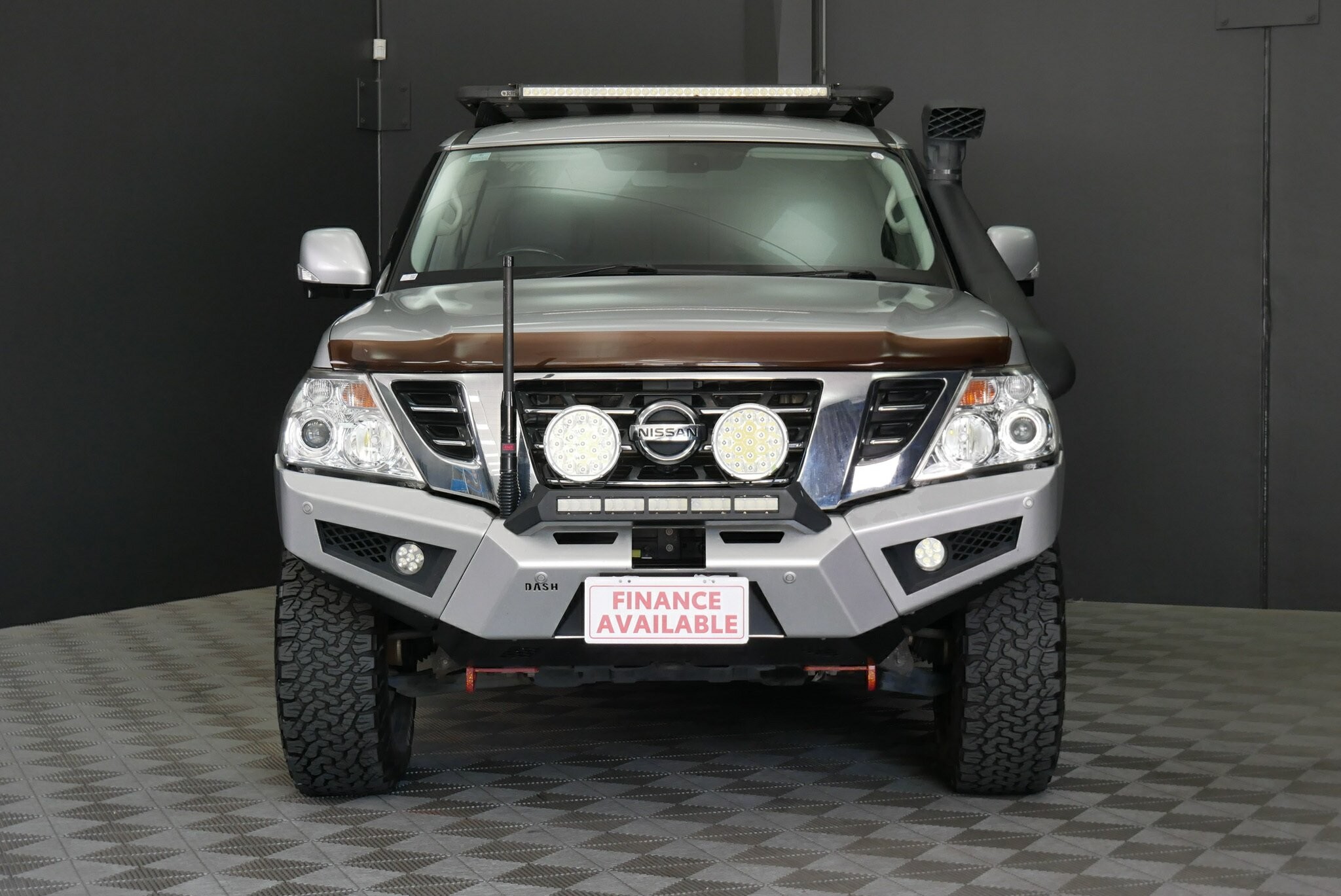 Nissan Patrol image 2
