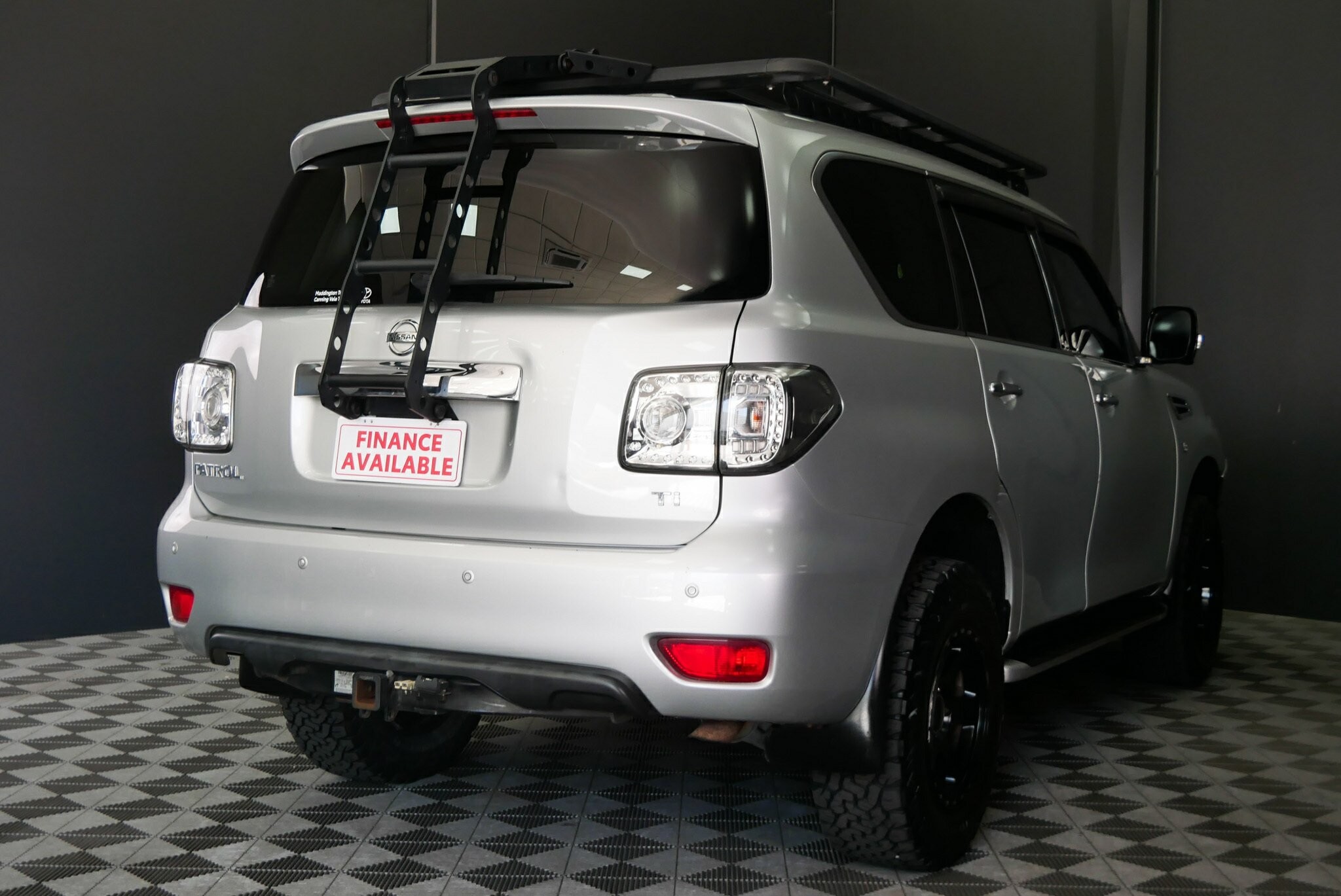 Nissan Patrol image 4