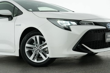 https://vehicle-cdn.autoleague.cloud/30640_U513101_2.jpg
