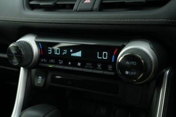 https://vehicle-cdn.autoleague.cloud/30640_U513121_22.jpg