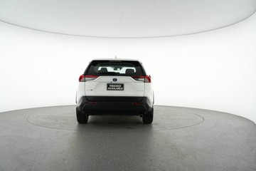 https://vehicle-cdn.autoleague.cloud/30640_U513121_6.jpg