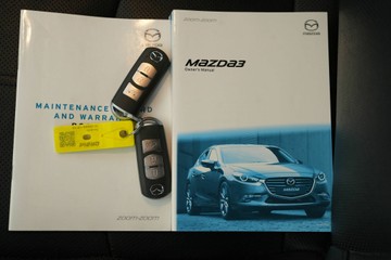 https://vehicle-cdn.autoleague.cloud/30640_U513136_37.jpg