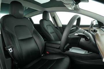 https://vehicle-cdn.autoleague.cloud/30640_U513188_14.jpg