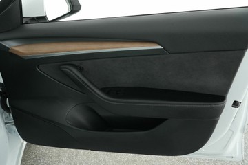 https://vehicle-cdn.autoleague.cloud/30640_U513188_18.jpg
